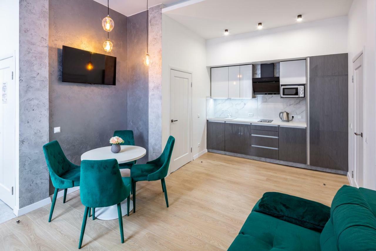 Two Bedroom Lviv Exterior photo